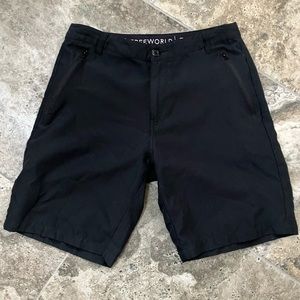 Freeworld black lightweight drawstring mesh interior zipper pockets 30